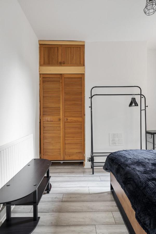 Beautifully Modern 2-Bed Apartment W/Garden London Kültér fotó
